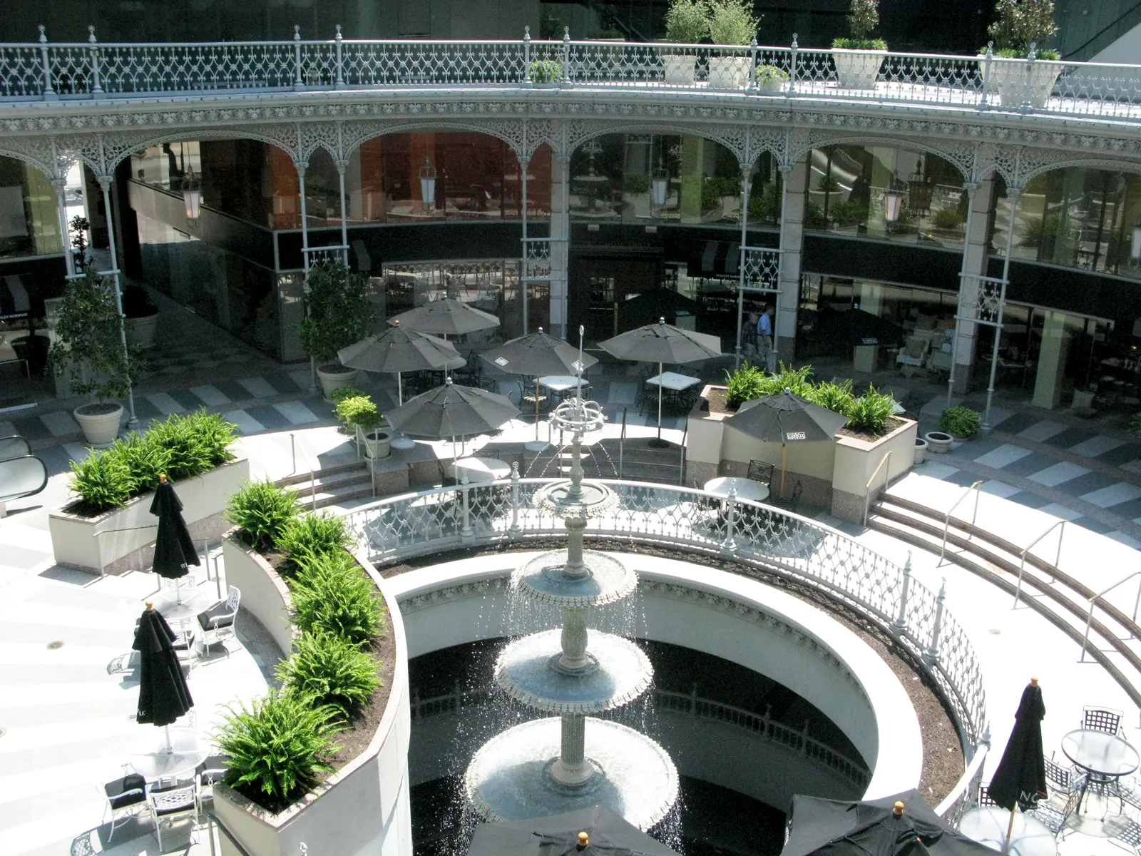 Courtyard of the Hotel Crescent Court at The Crescent in Dallas